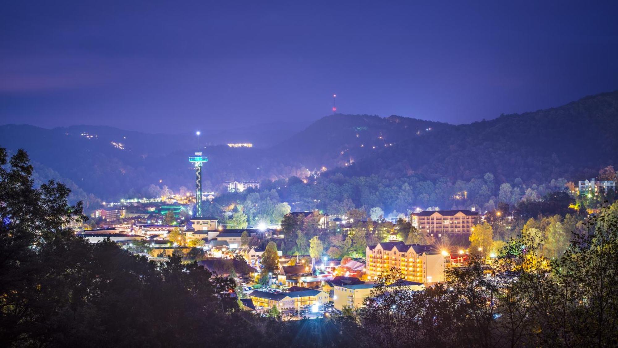 Glori'S Retreat, Game Room, 1089 Of Free Attraction Tickets For Each Paid Day, Dollywood And More Pigeon Forge Exterior photo